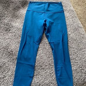 Lulu Lemon Wunder Under 7/8 pant in luxtream